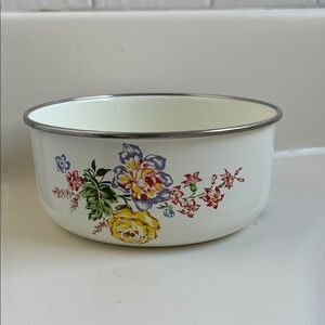 Floral Metal Kobë Bowl